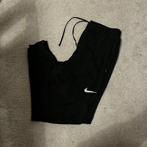 men’s nike sweatpants dri fit material